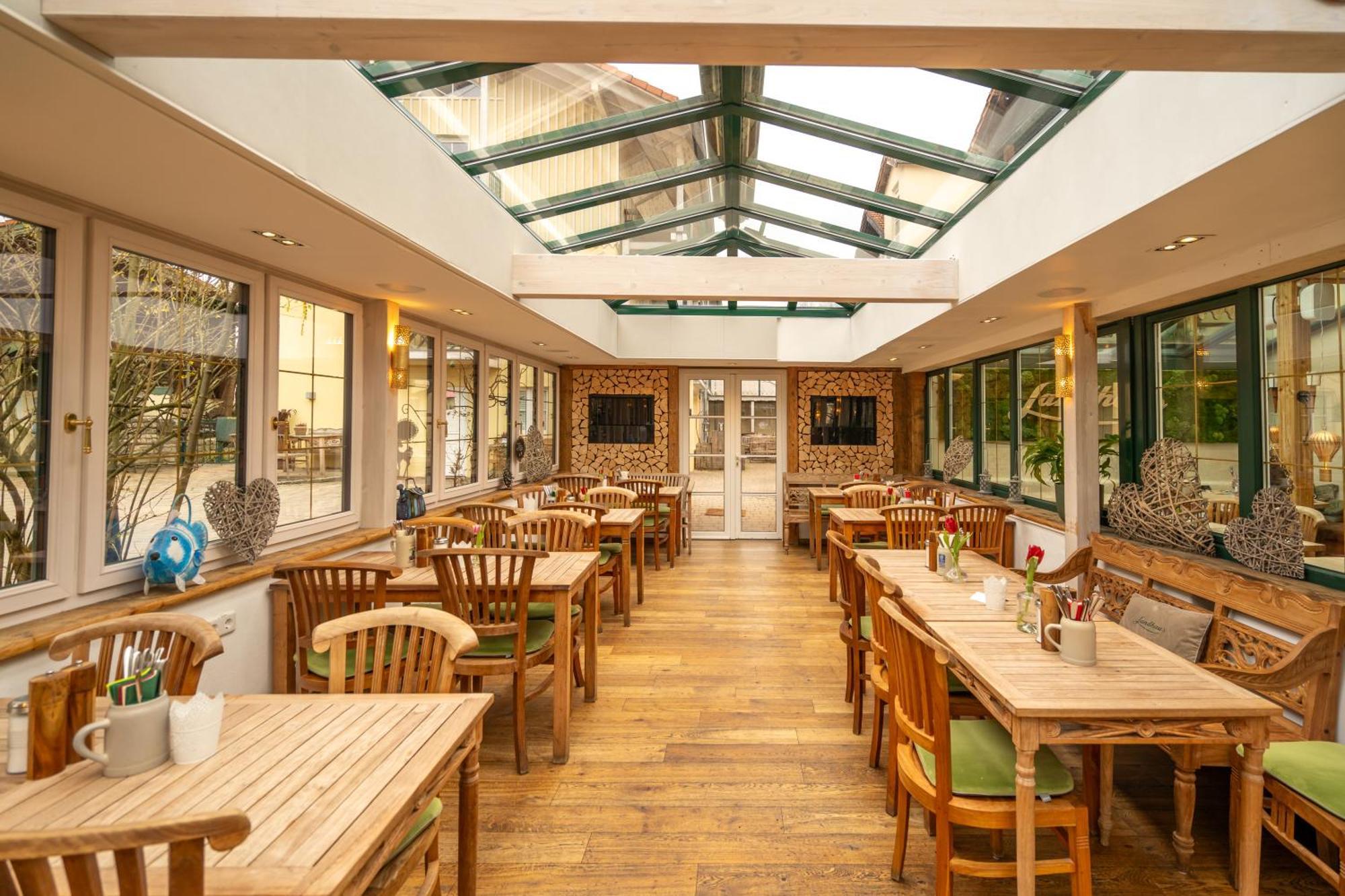 Landhaus Hotel וולפרטסהאוזן מראה חיצוני תמונה
