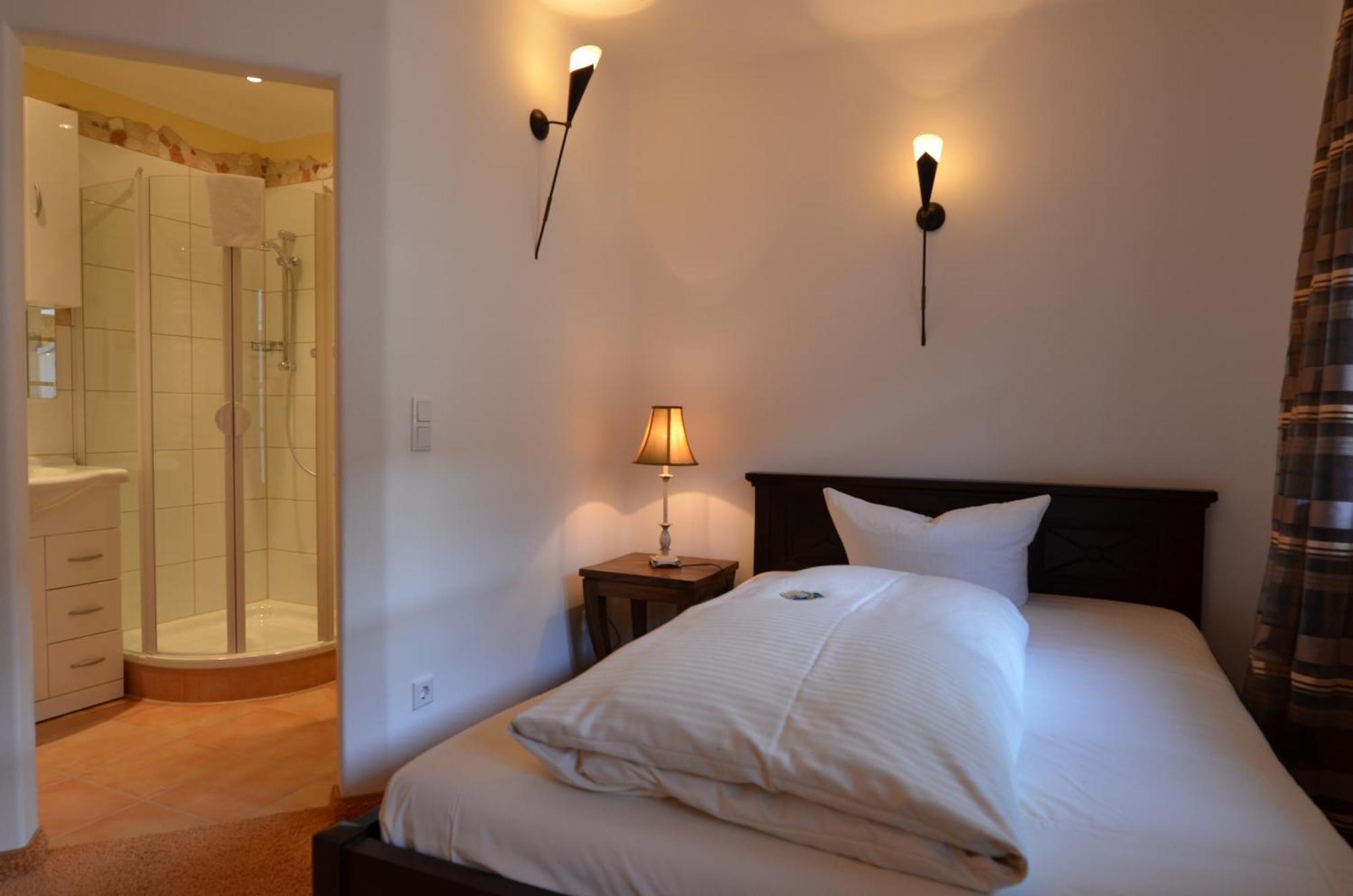 Landhaus Hotel וולפרטסהאוזן מראה חיצוני תמונה