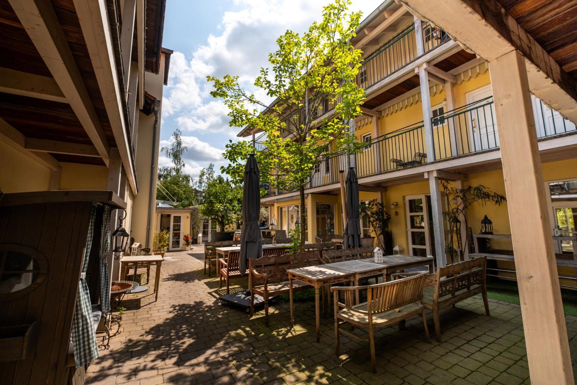Landhaus Hotel וולפרטסהאוזן מראה חיצוני תמונה